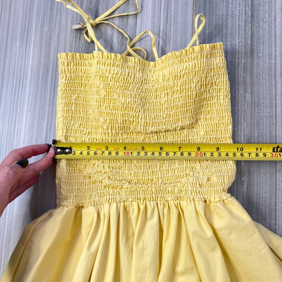 Yellow Smocked Mini dress with Pockets Medium - Picture 7 of 10